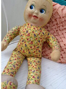 Vintage 1930s DolliGund Doll, Hand-painted Face, Rare Gund Doll Collectible